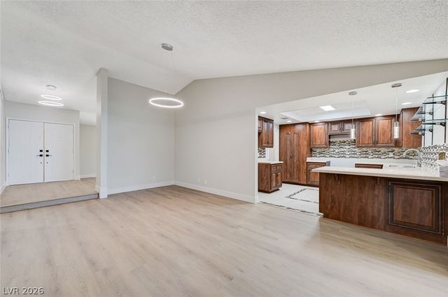 2213 Piccolo Way, Las Vegas, NV 89146