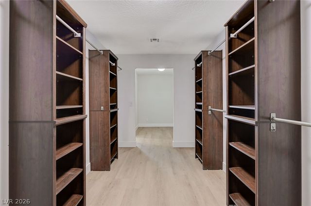 2213 Piccolo Way, Las Vegas, NV 89146