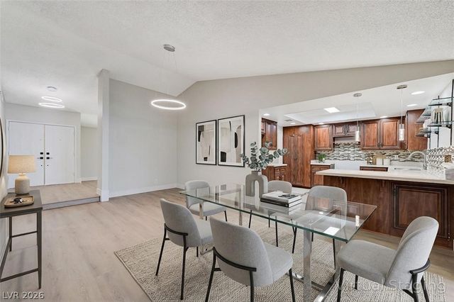 2213 Piccolo Way, Las Vegas, NV 89146