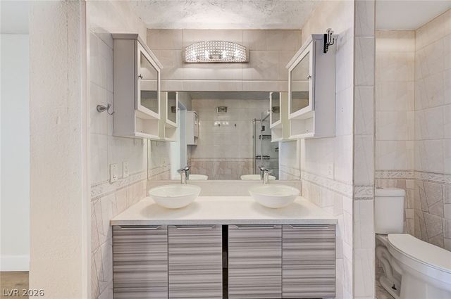 2213 Piccolo Way, Las Vegas, NV 89146