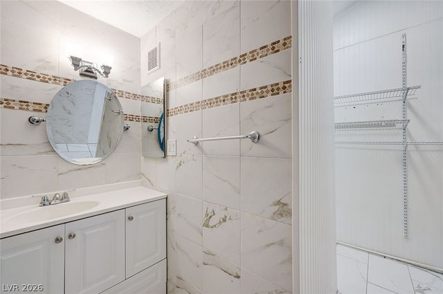 2213 Piccolo Way, Las Vegas, NV 89146