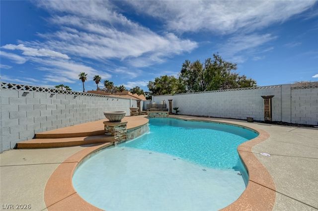 2213 Piccolo Way, Las Vegas, NV 89146