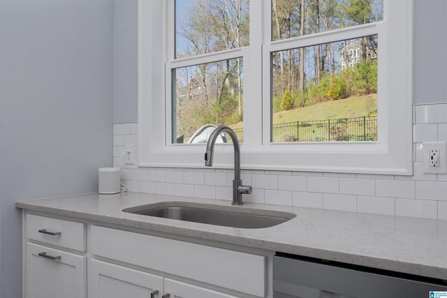 3052 ADLEY CIRCLE, Hoover, AL 35244