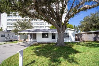 6741 HIBISCUS AVENUE S, South Pasadena, FL 33707