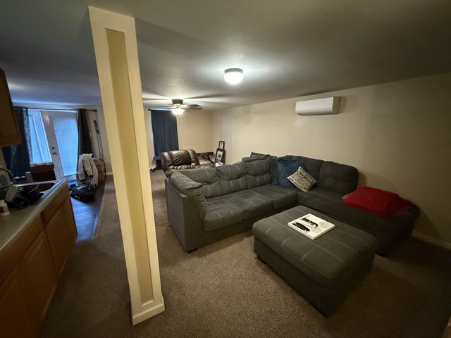 1318 Barbara Dr, Clarksville, TN 37043