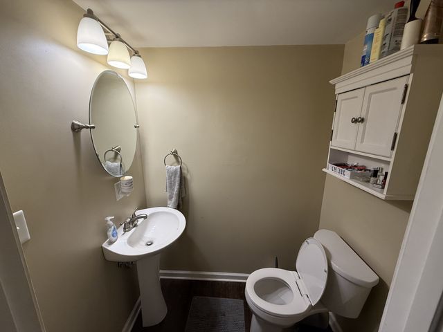 1318 Barbara Dr, Clarksville, TN 37043