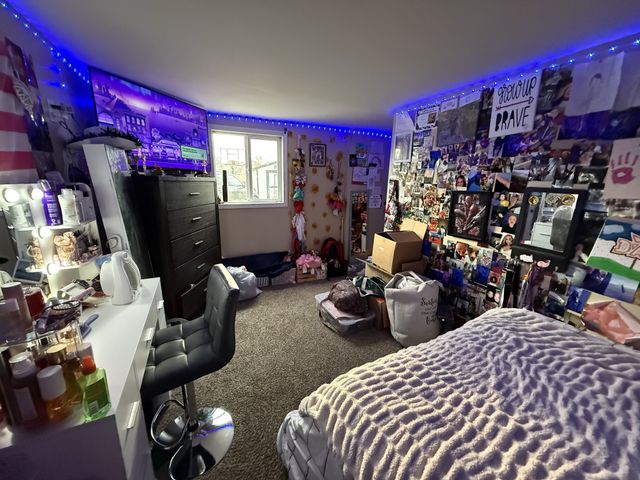 1318 Barbara Dr, Clarksville, TN 37043