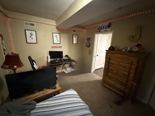 1318 Barbara Dr, Clarksville, TN 37043