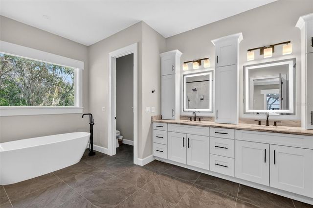 2898 ANN ROU ROAD, Tavares, FL 32778