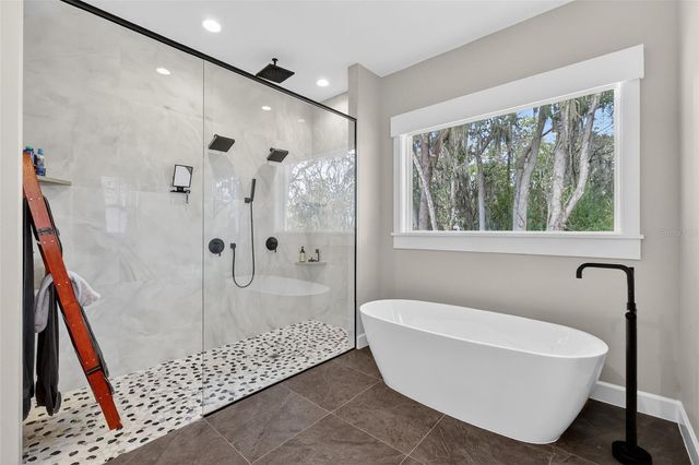 2898 ANN ROU ROAD, Tavares, FL 32778