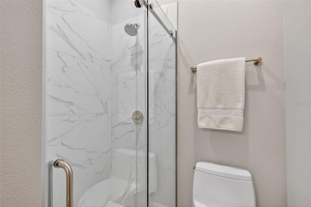 2898 ANN ROU ROAD, Tavares, FL 32778