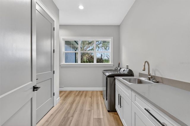 2898 ANN ROU ROAD, Tavares, FL 32778