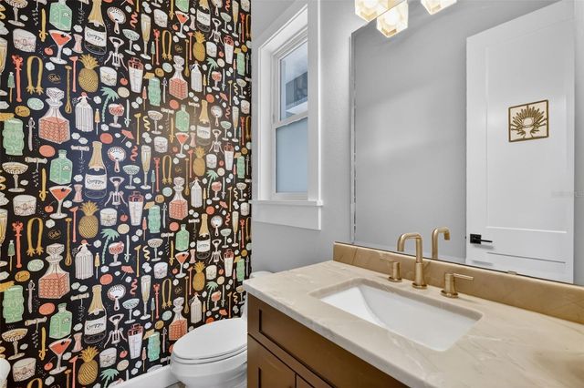 2898 ANN ROU ROAD, Tavares, FL 32778