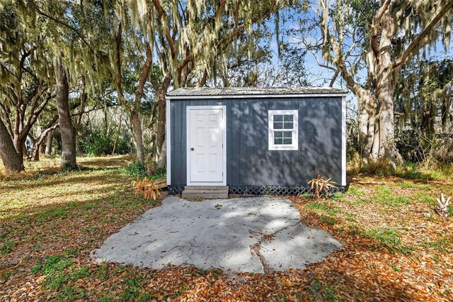 2898 ANN ROU ROAD, Tavares, FL 32778