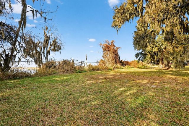 2898 ANN ROU ROAD, Tavares, FL 32778