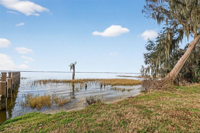 2898 ANN ROU ROAD, Tavares, FL 32778