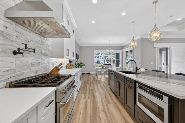 2898 ANN ROU ROAD, Tavares, FL 32778