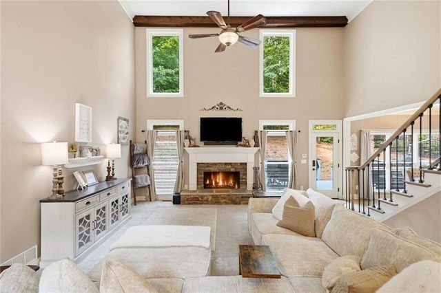 5025 Towne Lake Hills N, Woodstock, GA 30189