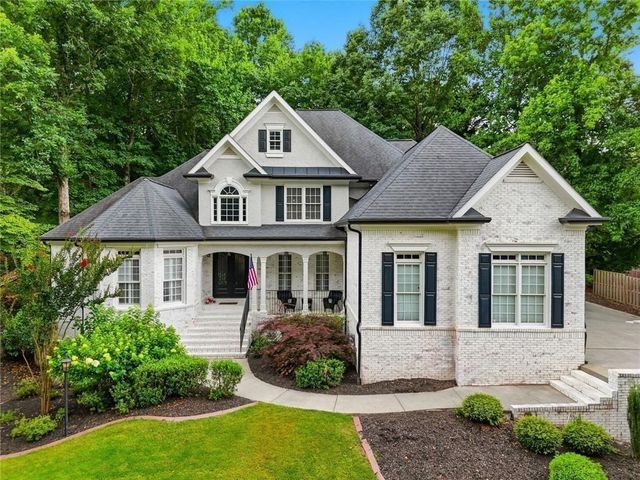 5025 Towne Lake Hills N, Woodstock, GA 30189
