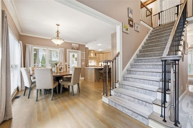 5025 Towne Lake Hills N, Woodstock, GA 30189