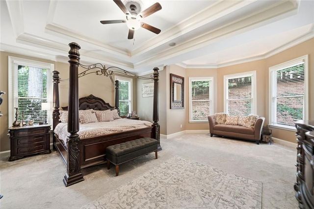 5025 Towne Lake Hills N, Woodstock, GA 30189