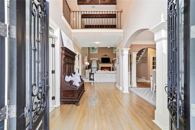 5025 Towne Lake Hills N, Woodstock, GA 30189