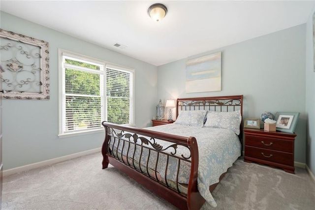 5025 Towne Lake Hills N, Woodstock, GA 30189