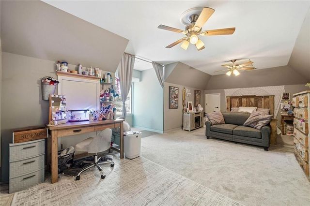 5025 Towne Lake Hills N, Woodstock, GA 30189
