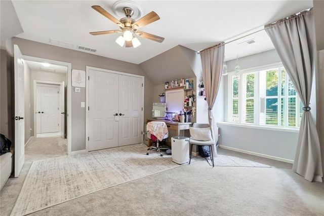 5025 Towne Lake Hills N, Woodstock, GA 30189