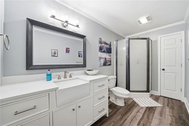 5025 Towne Lake Hills N, Woodstock, GA 30189
