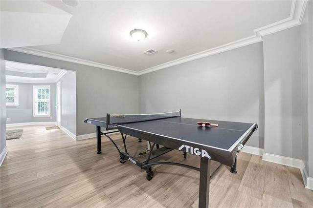 5025 Towne Lake Hills N, Woodstock, GA 30189