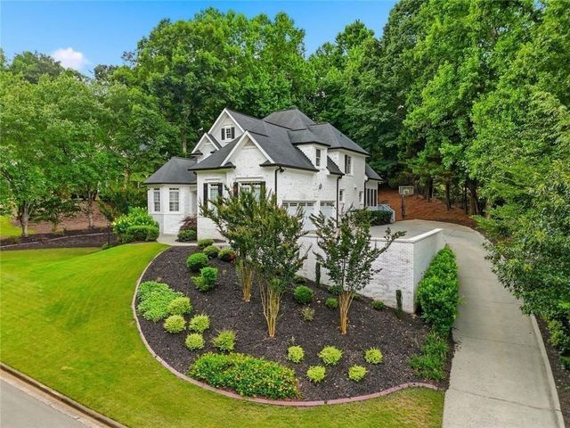 5025 Towne Lake Hills N, Woodstock, GA 30189