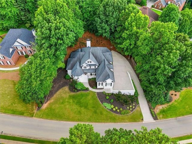 5025 Towne Lake Hills N, Woodstock, GA 30189