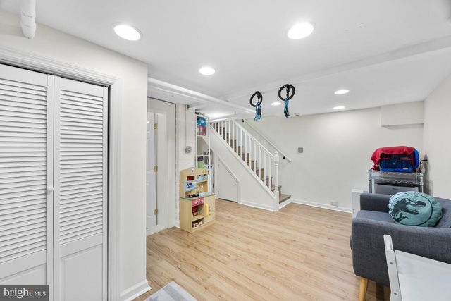 1930 37TH ST NW, Washington, DC 20007