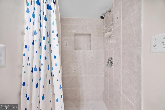 1930 37TH ST NW, Washington, DC 20007
