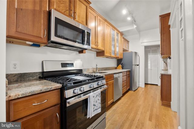 1930 37TH ST NW, Washington, DC 20007