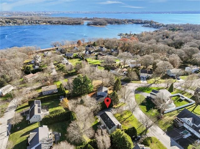 3 Betsy Drive, Bristol, RI 02809