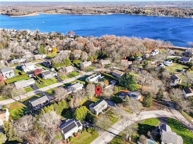 3 Betsy Drive, Bristol, RI 02809