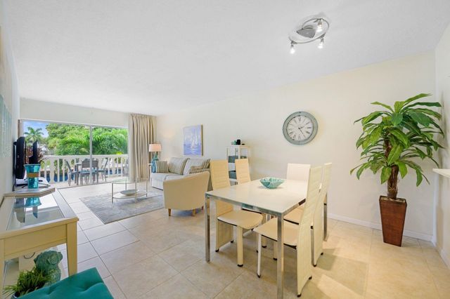 470 Paradise Isle Boulevard 206, Hallandale Beach, FL 33009