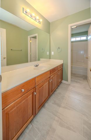 1204 Misty Glen Ct, Old Hickory, TN 37138