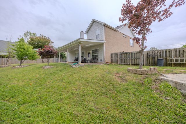 1204 Misty Glen Ct, Old Hickory, TN 37138