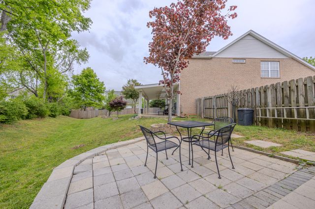 1204 Misty Glen Ct, Old Hickory, TN 37138