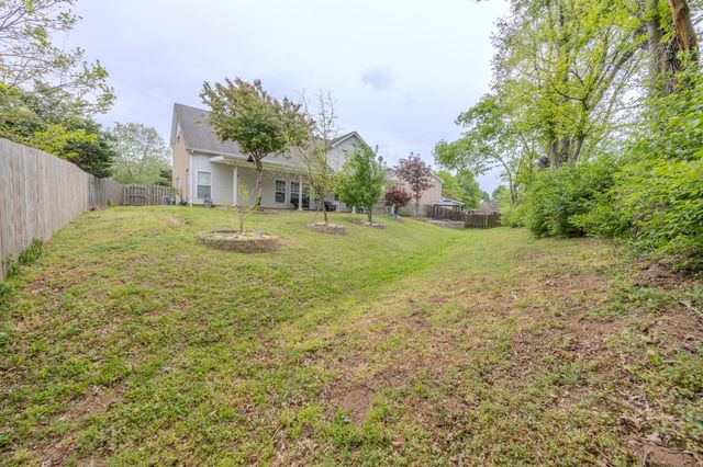 1204 Misty Glen Ct, Old Hickory, TN 37138