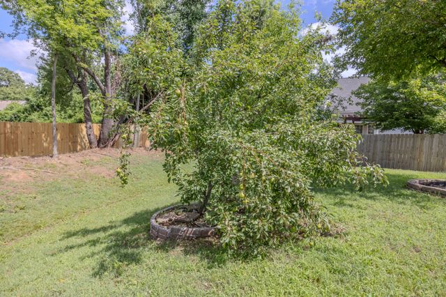 1204 Misty Glen Ct, Old Hickory, TN 37138