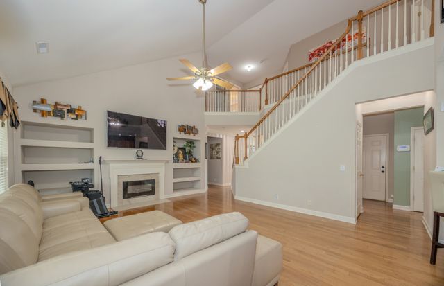 1204 Misty Glen Ct, Old Hickory, TN 37138