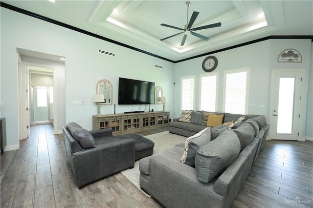 706 Tres Marias Street, Weslaco, TX 78596