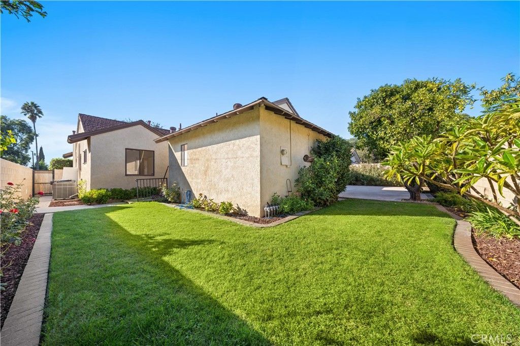 1114 N Acacia Avenue, Fullerton, CA 92831 — photo 5