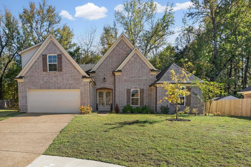 80 BETSY VALLEY DR, Oakland, TN 38060
