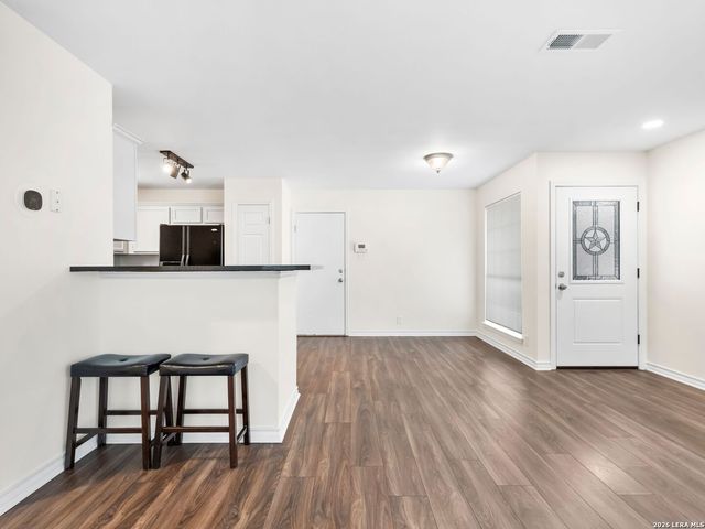 9315 Gillcross Way, San Antonio, TX 78250