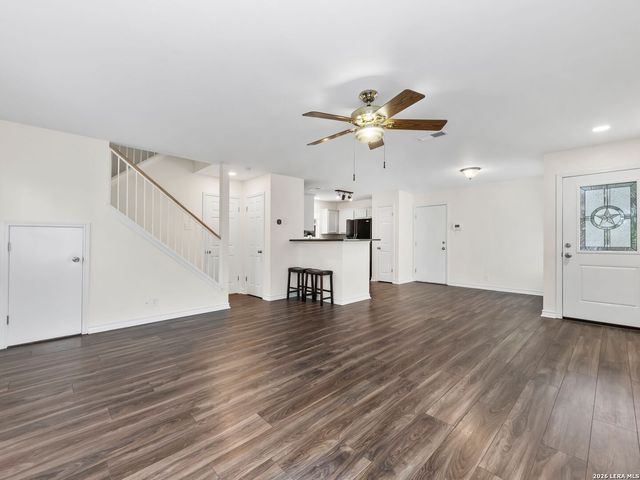 9315 Gillcross Way, San Antonio, TX 78250